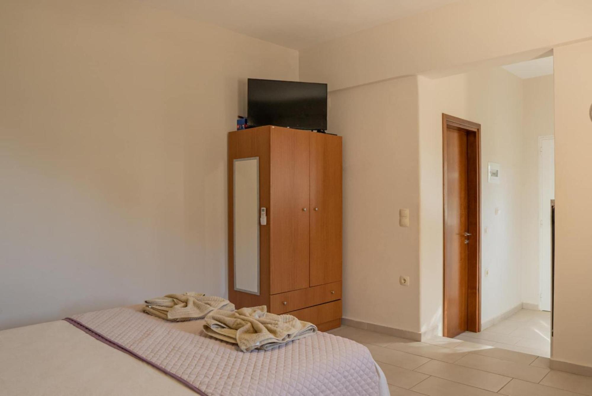 Studios Anna Maria With Sea View Kapetanianá Extérieur photo